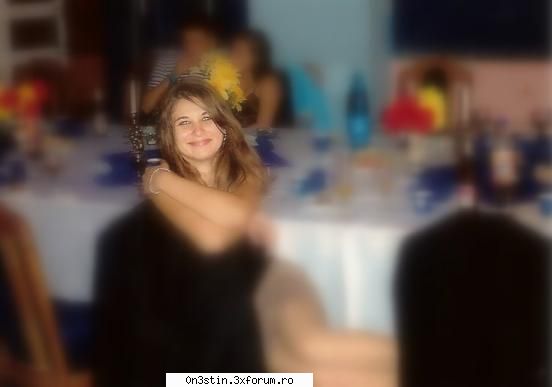 stiu&nbsp; daca poza asta haioasa voi ...dar mine e.,.ma face simt clovn zambetul ala