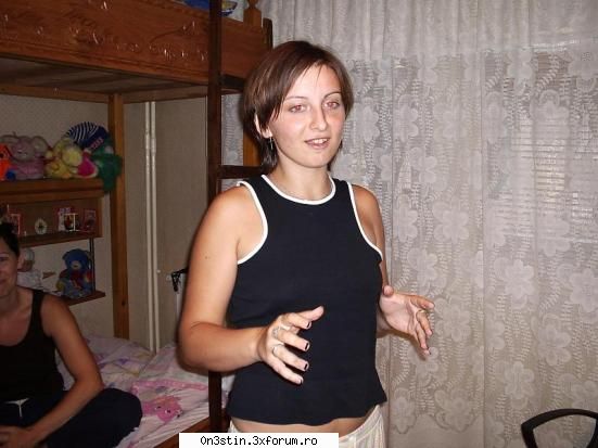 s-a dat liber poze!!! pun poza mine timp faceam dans ciudat desi observa prea tare faceam